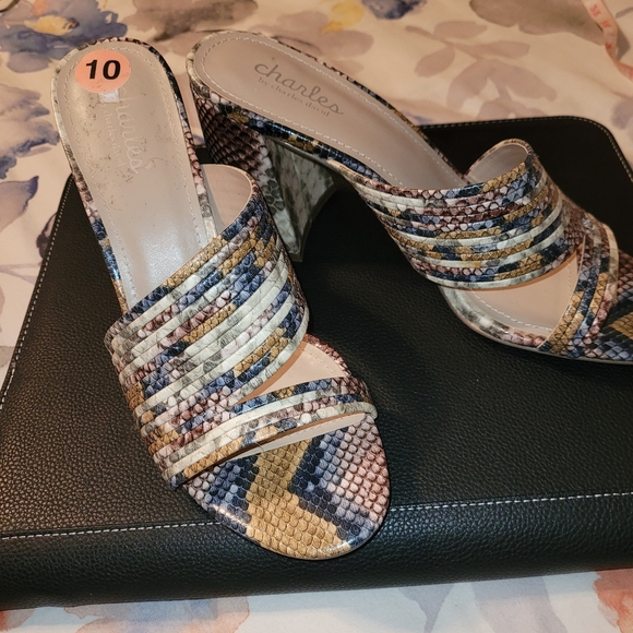 Heels - Picture 2 of 4